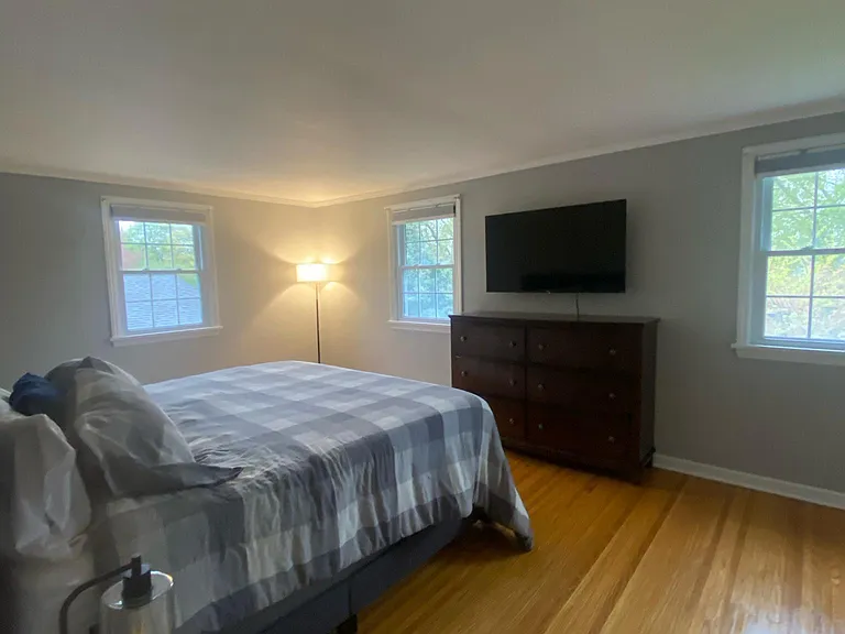 296 Village Ln — Photo 7