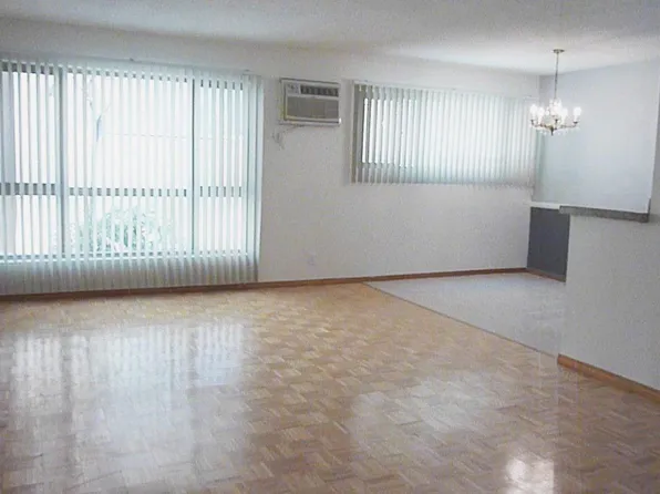 2055 Rodney Dr #111, Los Angeles, CA 90027