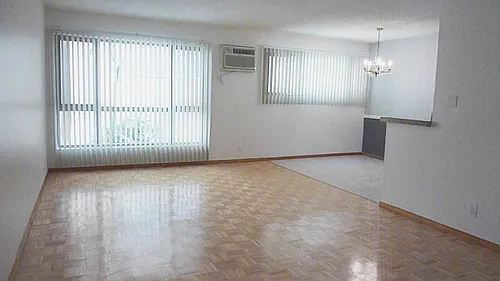 2055 Rodney Dr #111 Photo 1