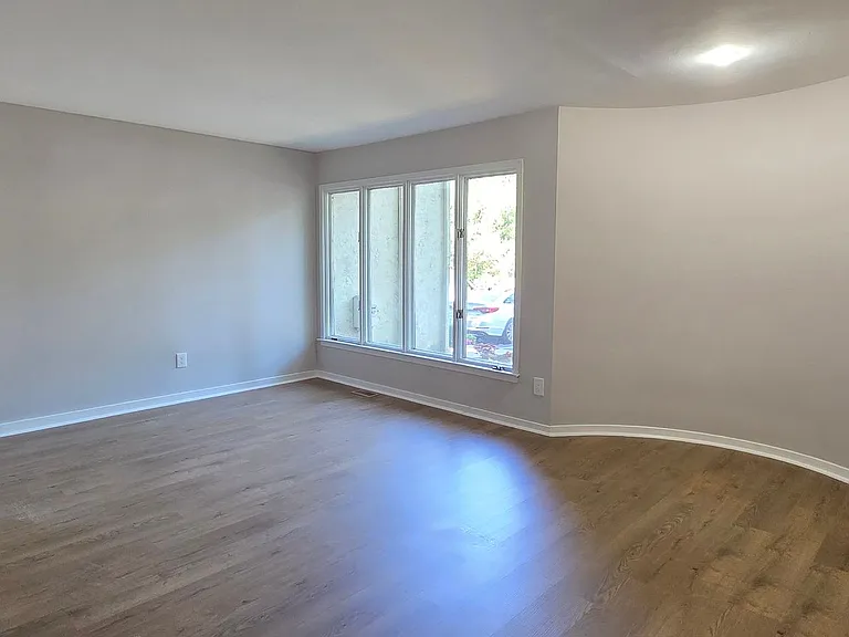 620 Jaeger Ct — Photo 7