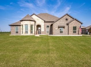 590 Meadowlark Ln, Nevada, TX 75173