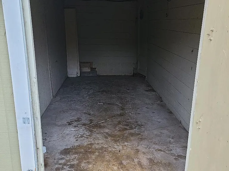 Storage unit on 1st floor