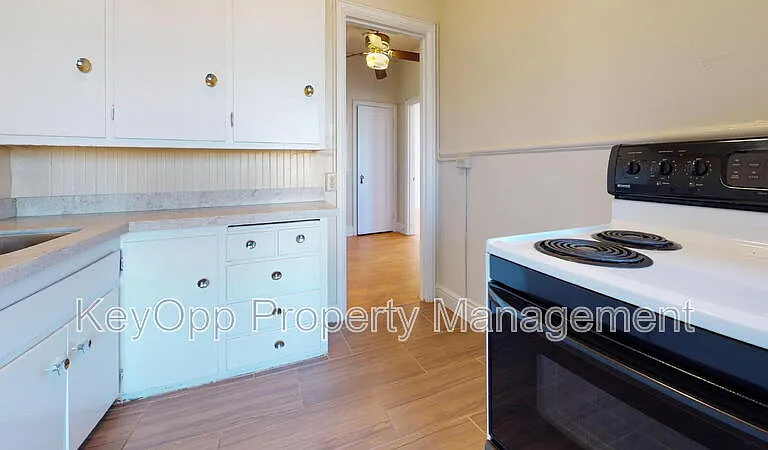 895 31st Ave #7 — Photo 12