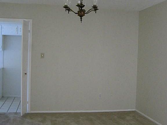 3rd image of 11411 Montverde Ln