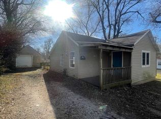 2756 W College St, Springfield, MO 65802