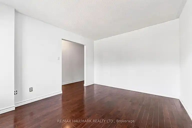 1st image of 402 Kingston Rd #1A
