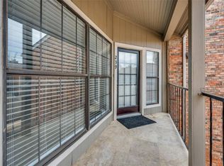 401 Pebble Way APT 239, Arlington, TX 76006