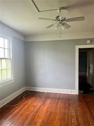 2 bed, 1.0 bath, 992 sqft, $1,300 — Photo 3