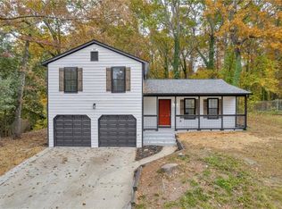 5438 Martins Crossing Rd, Stone Mountain, GA 30088