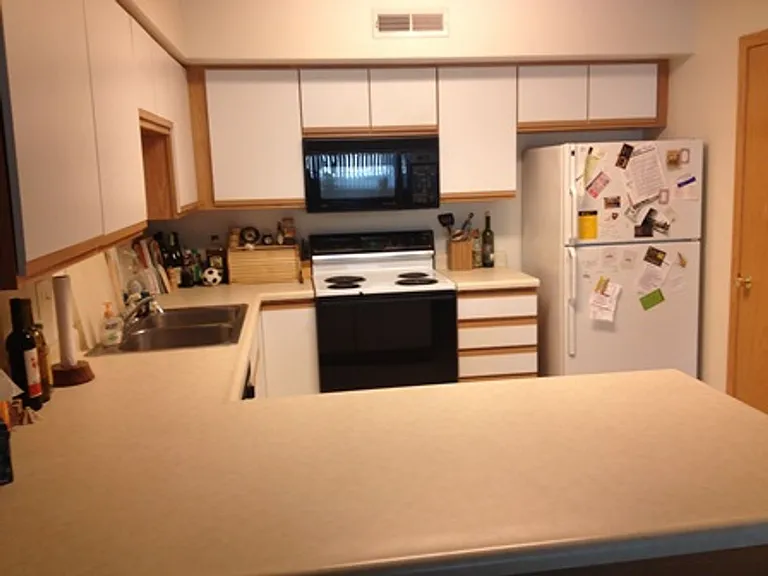 2264 Holiday Rd #208 — Photo 4