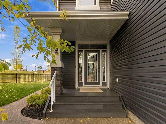 3rd image of 116 SE Dixon Rd