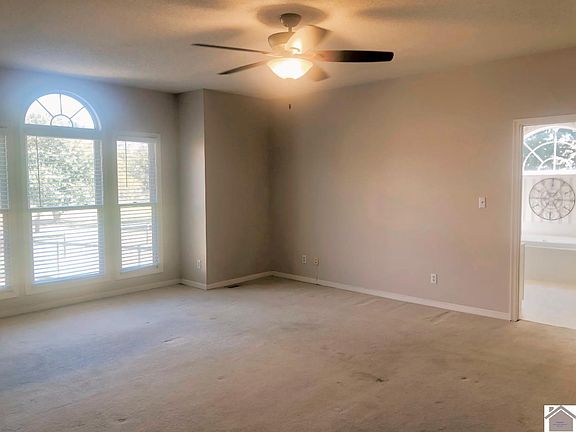 4th image of 205 Englewood Blvd
