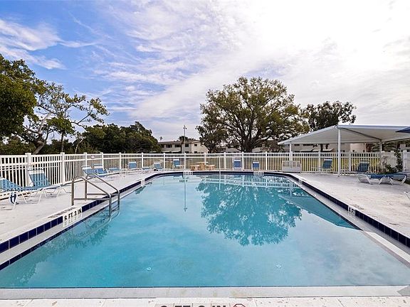 2nd image of 4480 OVERLOOK DRIVE NE #12