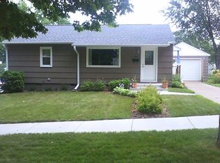 213 N 8th Ave, Wausau, WI 54401