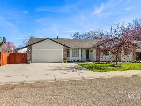 1042 W Pennwood St, Meridian, ID 83642