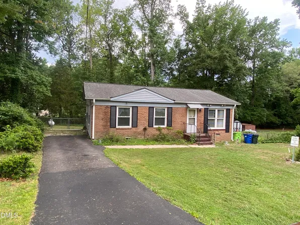 7229 Bentley Cir, Raleigh, NC 27616