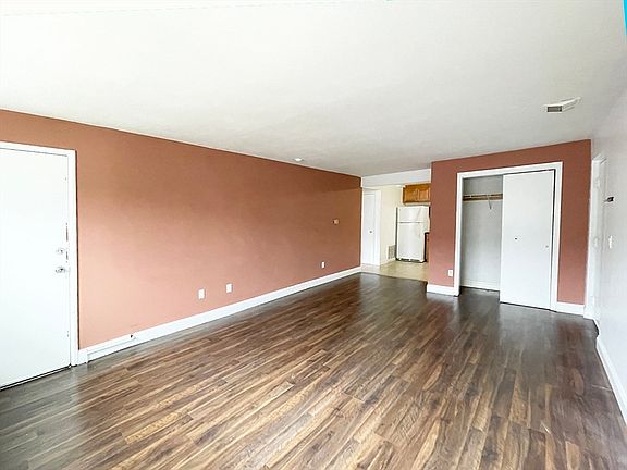 2nd image of 34 Pleasant Dr APT 33