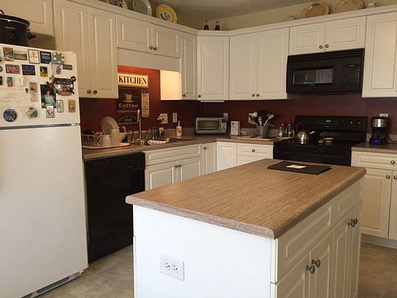 5th image of 3016 Dotti Dr