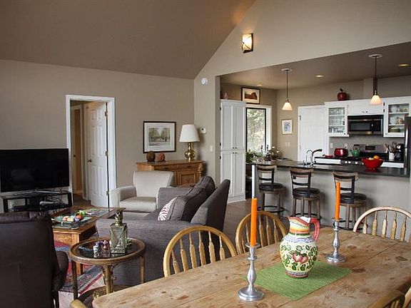 4th image of 90 Placer Hill Dr