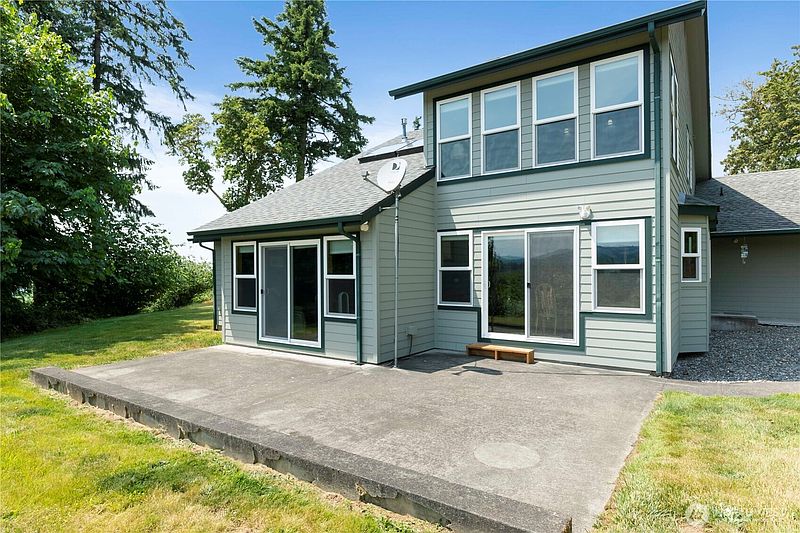 3rd image of 21806 168th Street E