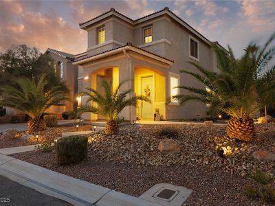 575 Lacabana Beach Dr, Las Vegas, NV, 89138
