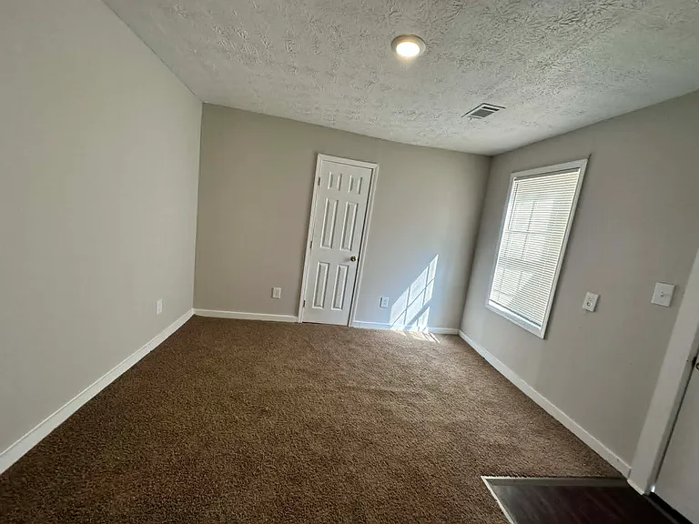 508 Launius St — Photo 14