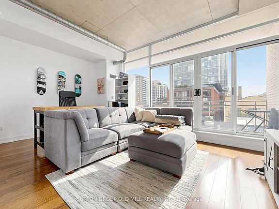 4th image of 66 Portland St #512