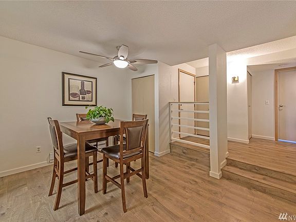 4th image of 4629 W Lake Sammamish Pkwy SE APT H105