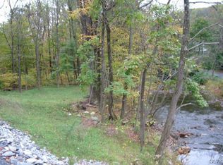 N Main St, Bangor, PA 18013