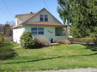 1304 Dalewood Dr, McKeesport, PA