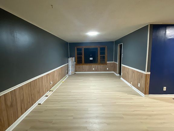 5th image of 715 Clark Cir
