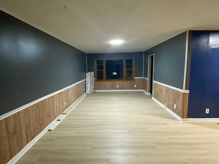 715 Clark Cir — Photo 5