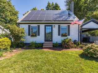 13 2nd St, Amesbury, MA 01913