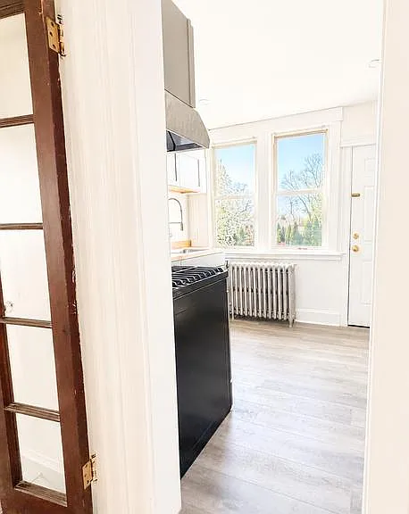 522 E Main St #B — Photo 14