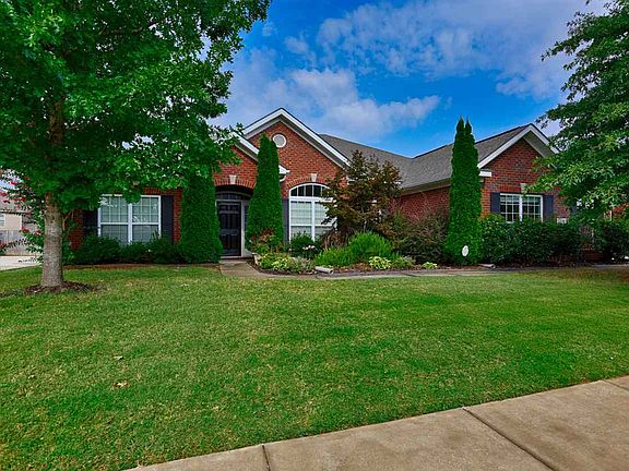 2nd image of 119 Mill Park Ln