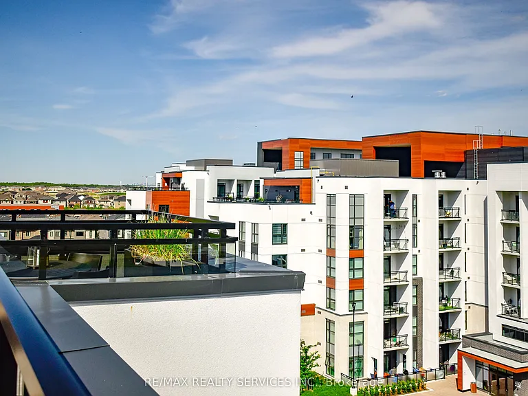 490 Gordon Krantz Ave #614 — Photo 40
