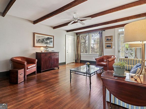 5th image of 2814 Peachtree Rd NW APT 10
