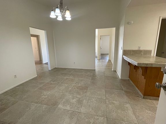 5th image of 158 Lindquist St