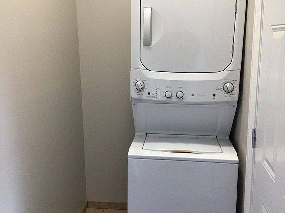 5th image of 4917 N Saint Louis Ave #2