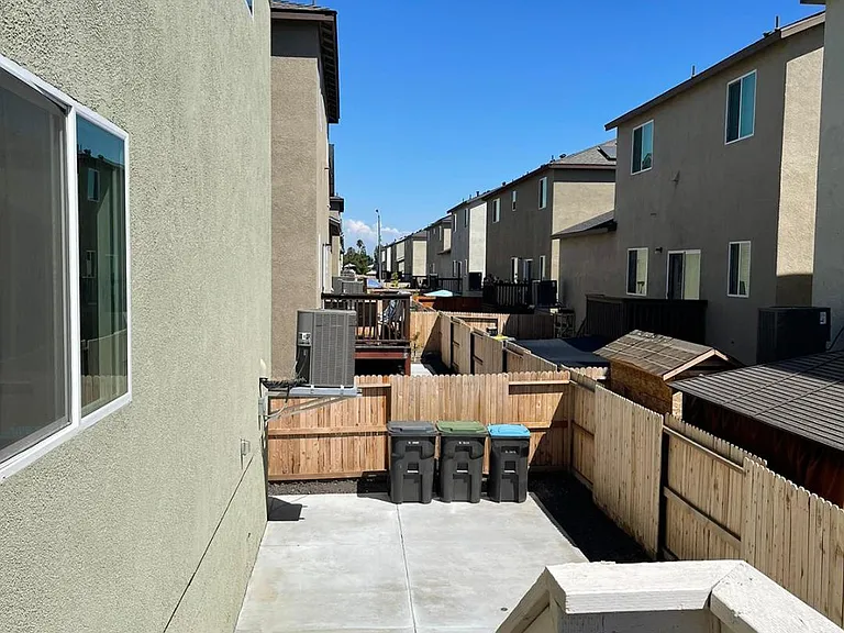1538 Gauntlet Dr — Photo 7
