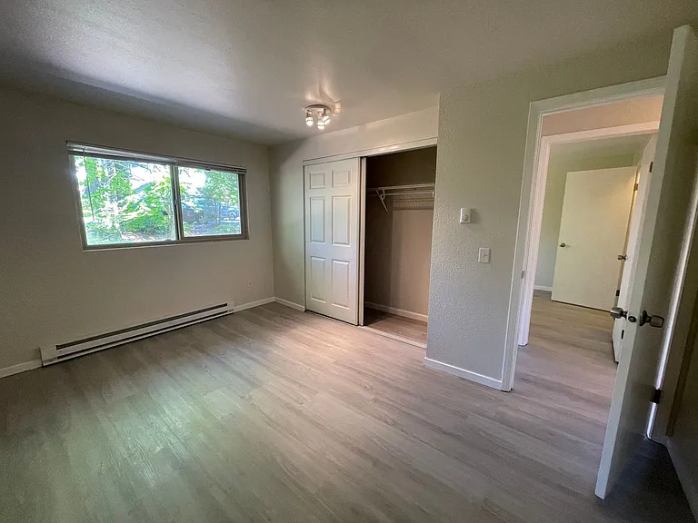 Skandi Villa in Edmonds | Boutique Apartments with Modern Touches | 1 MONTH FREE! — Photo 26