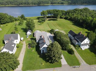 751 N Main St, Winterport, ME 04496
