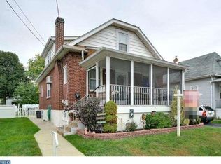 216 Forrest Ave, Folsom, PA 19033