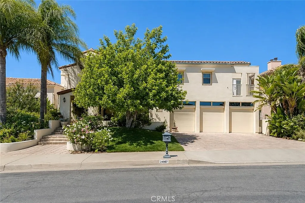 5 bed, 4989 sqft, $15,500 — Photo 2