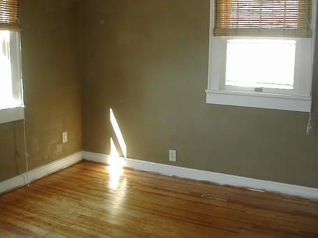 2nd image of 5446 25th Ave SW