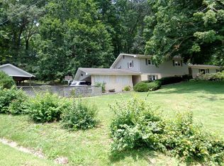 441 Meadow Dr, Bristol, VA 24201