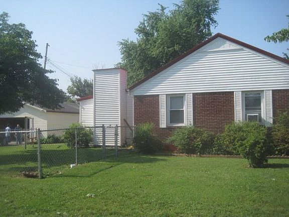 2nd image of 3603 Placid Pl W