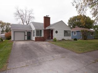 1702 1st St N, Fargo, ND 58102