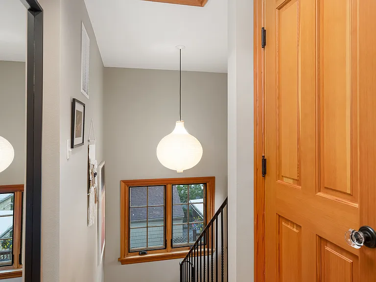 2731 SW Old Orchard Rd — Photo 25