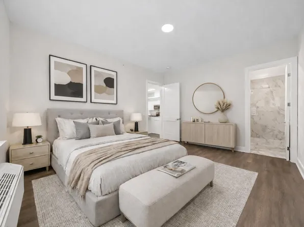 119 Peter Street image 1 of 15